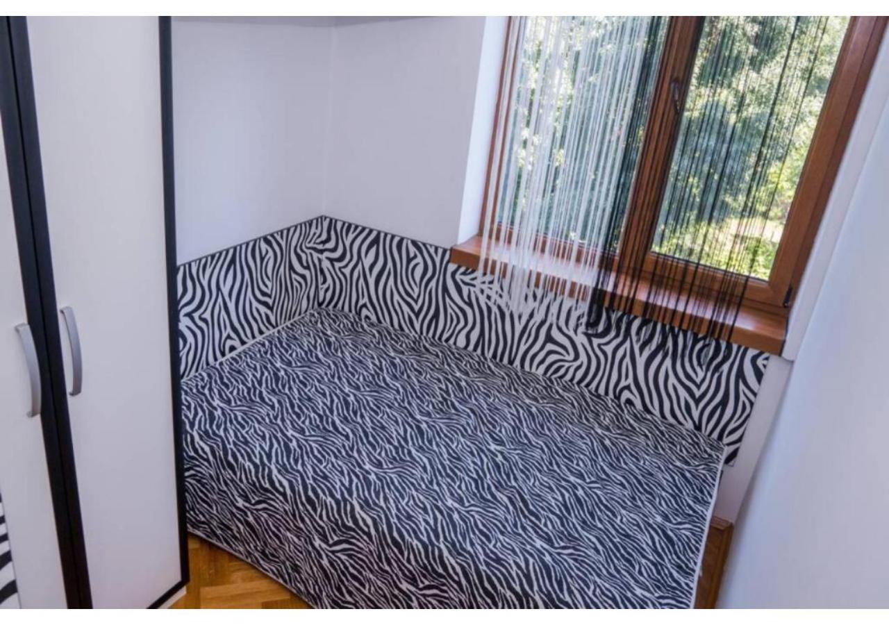 Luxury Apartment On The First Line To The Sea Burgas Exterior foto